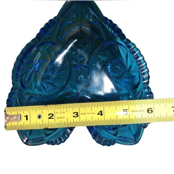 Heart Shape Sawtooth Dish 1960s Era Blue Kemple McKee Glass Aztec Pattern MCM - Picture 5 of 5